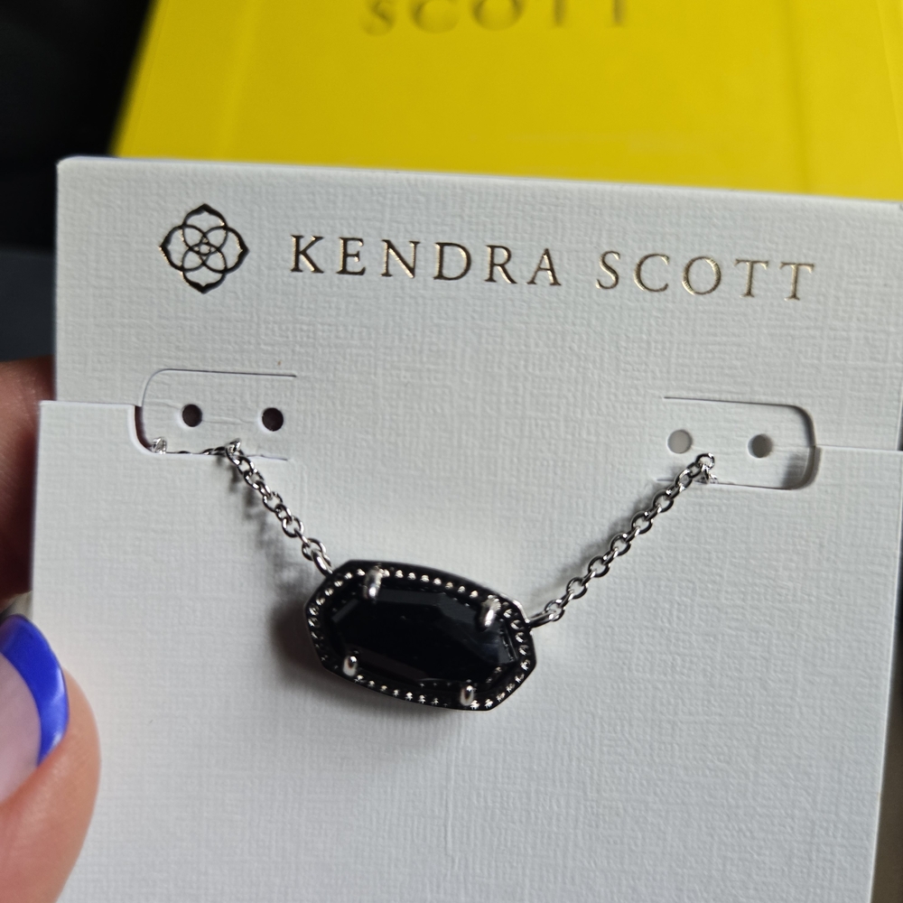 Kendra Scott Black and Silver Pendant Necklace